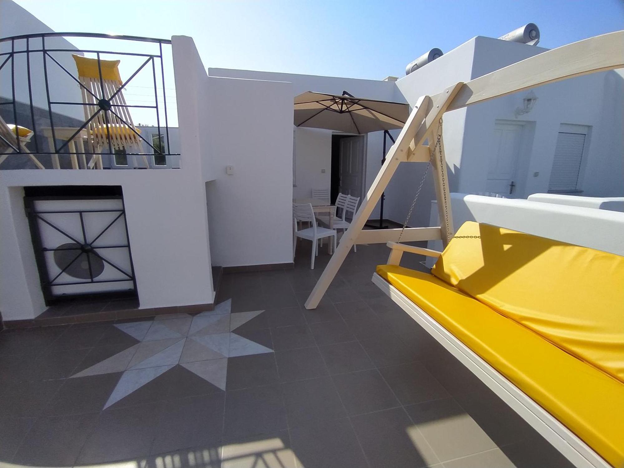 Chariot Apartments Santorini Kamari  Exterior photo